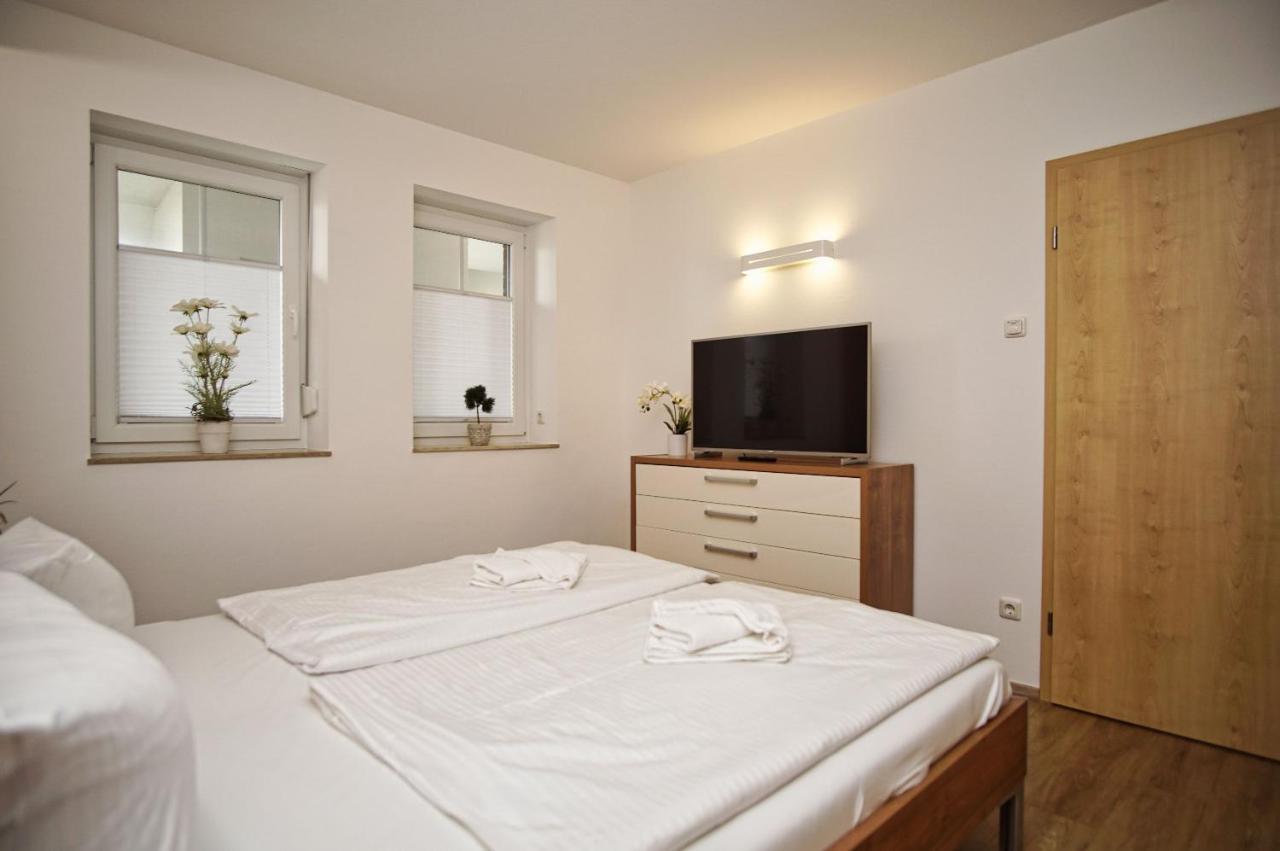 Hafenresidenz Fewo 2-2 - Balkon, Meerblick Lauterbach  Exterior photo